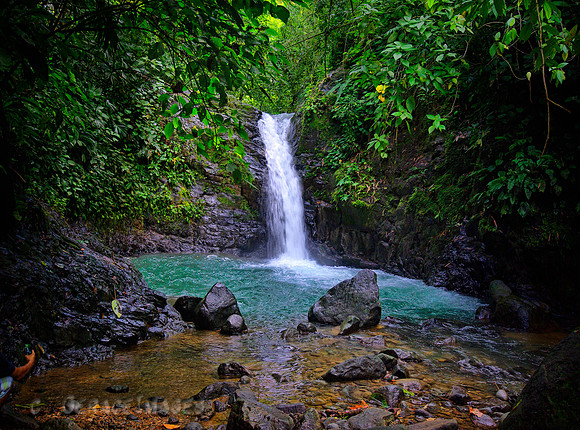 Cascada Vere Waterfall, Uvita