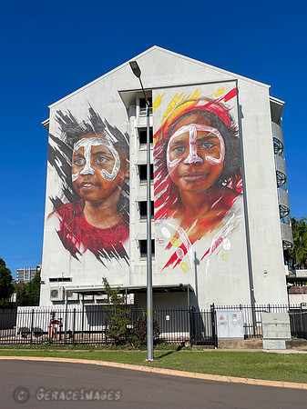 Graffiti mural paying tribute to the Aboriginal people.